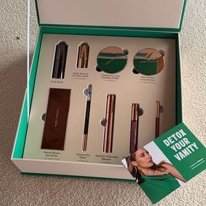 New Nude by Nature Cosmetic Collection PR box